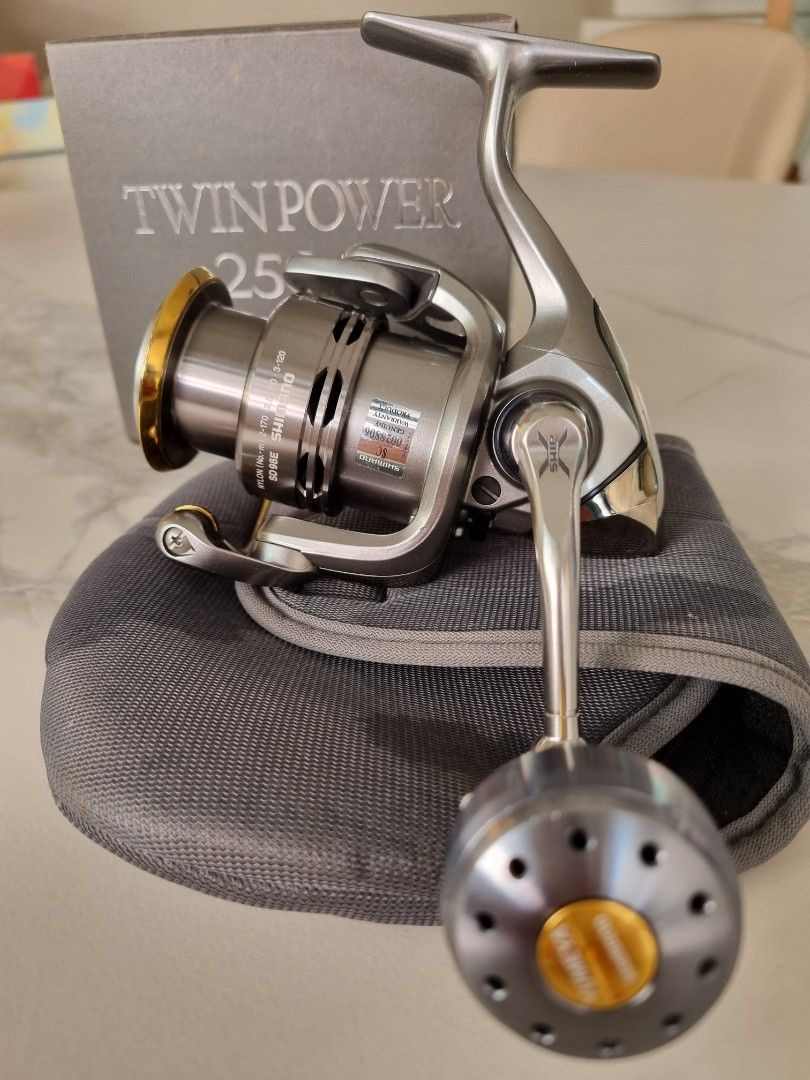 Shimano Twinpower 2500, Sports Equipment, Fishing on Carousell