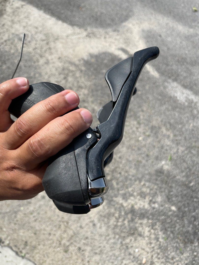 shimano Ultegra R8000 shifter, Sports Equipment, Bicycles & Parts