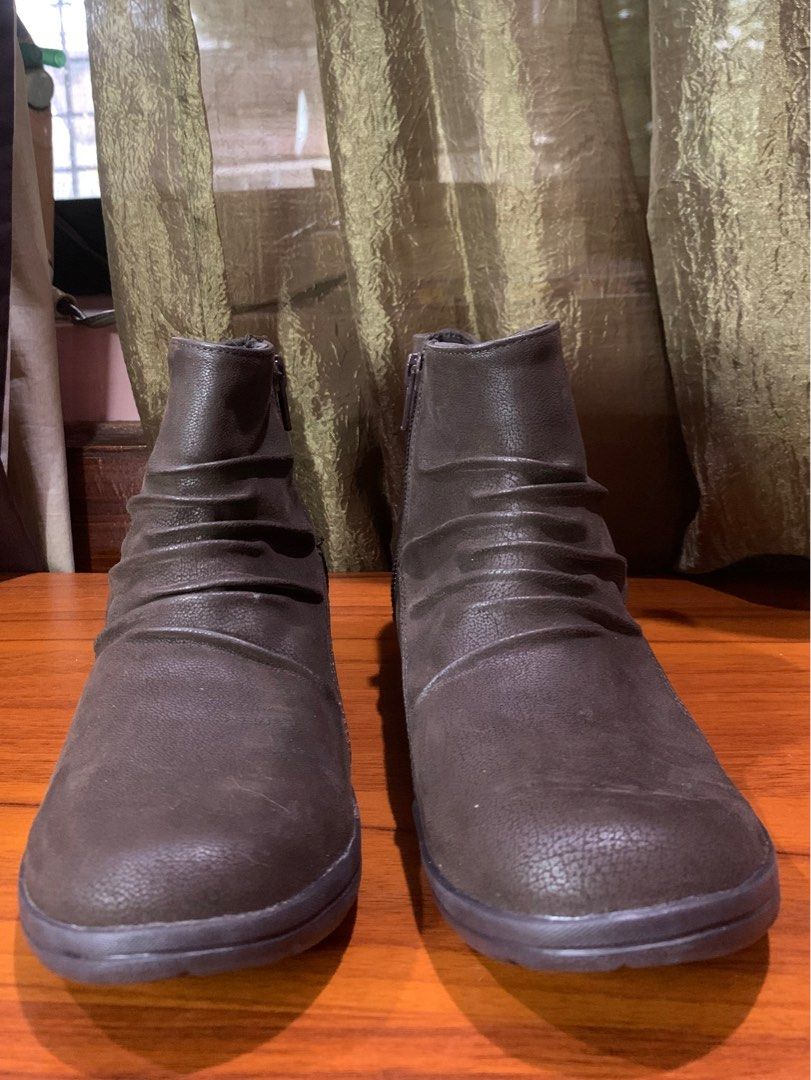 Skechers memory clearance foam boots