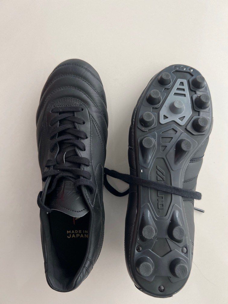 Soccer boots AG Mizuho Morelia II, Sports Equipment, Sports & Games