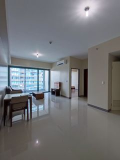 Spacious & Furnished 1 Bedroom unit in ONE UPTOWN RESIDENCE BGC