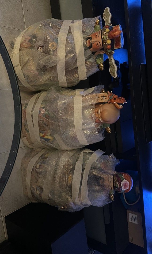 Statue, Furniture & Home Living, Home Decor, Other Home Decor on Carousell