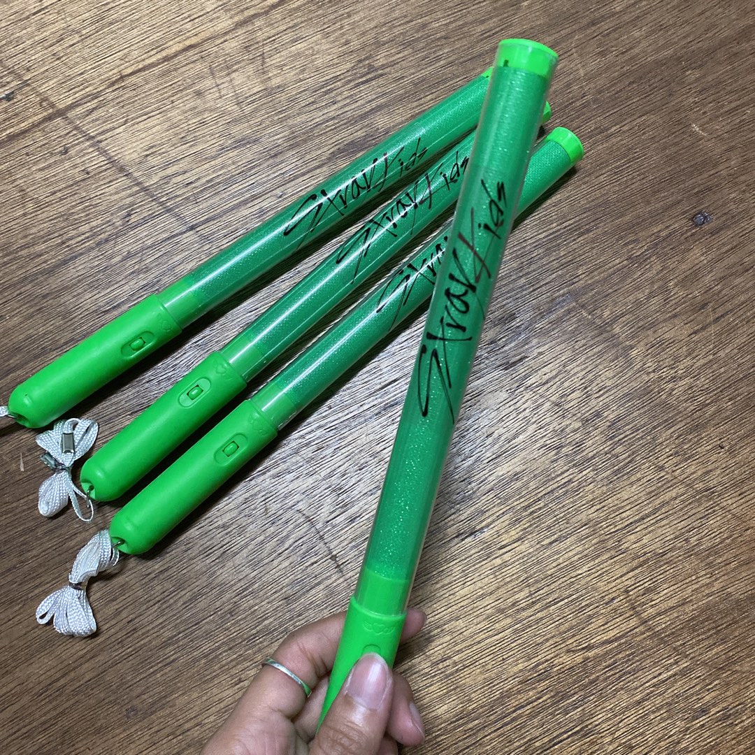 Stray Kids Kpop Penlight Lightstick, Hobbies & Toys, Memorabilia & Collectibles, Fan Merchandise