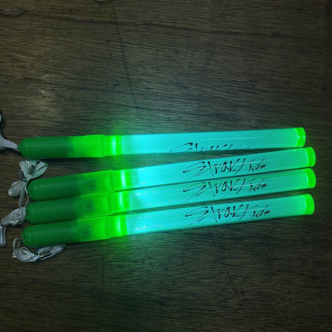 Stray Kids Kpop Penlight Lightstick, Hobbies & Toys, Memorabilia & Collectibles, Fan Merchandise