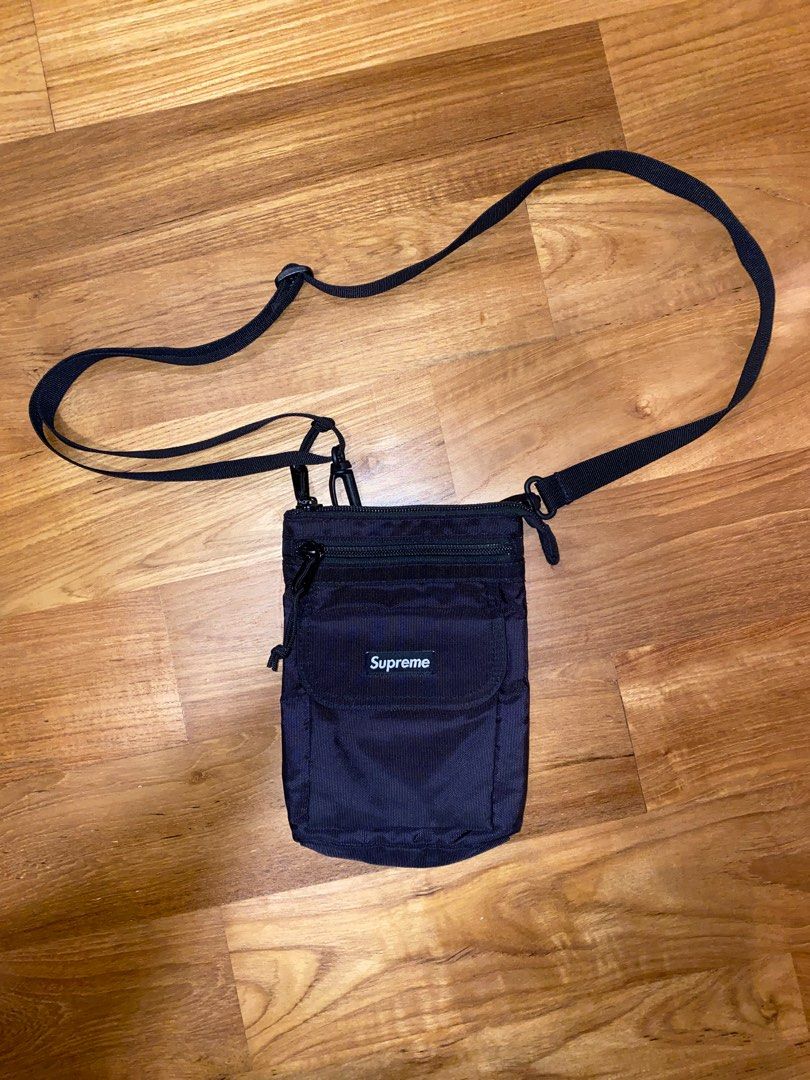 Fw19 supreme shoulder bag store