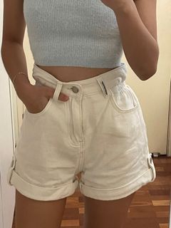 (Category: ) located in . Submitted by oisheeee (Listing ID 1208327326, Image 1). Description: .