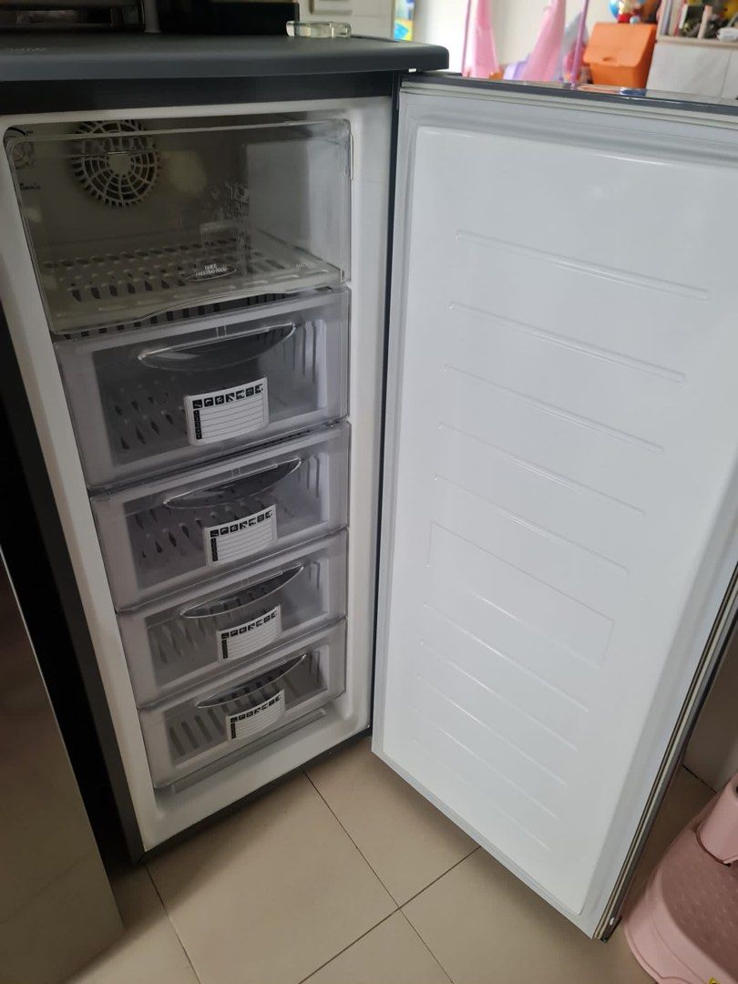 Tecno fridge (for storage of breast milk), TV & Home Appliances