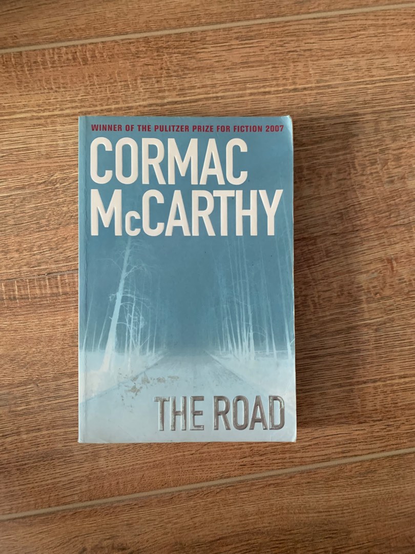 The Road Cormac McCarthy, Hobbies & Toys, Books & Magazines, Fiction