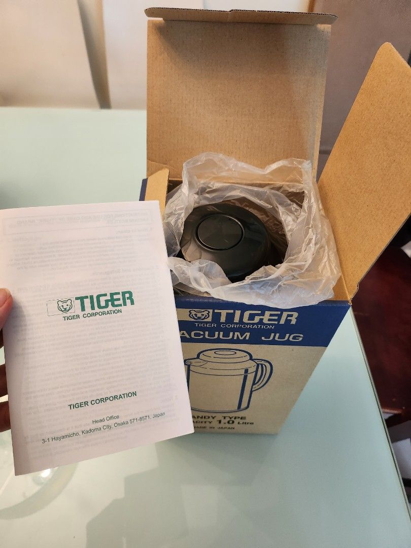 Tiger Vacuum Flask (Japan) 1 litre, Furniture & Home Living