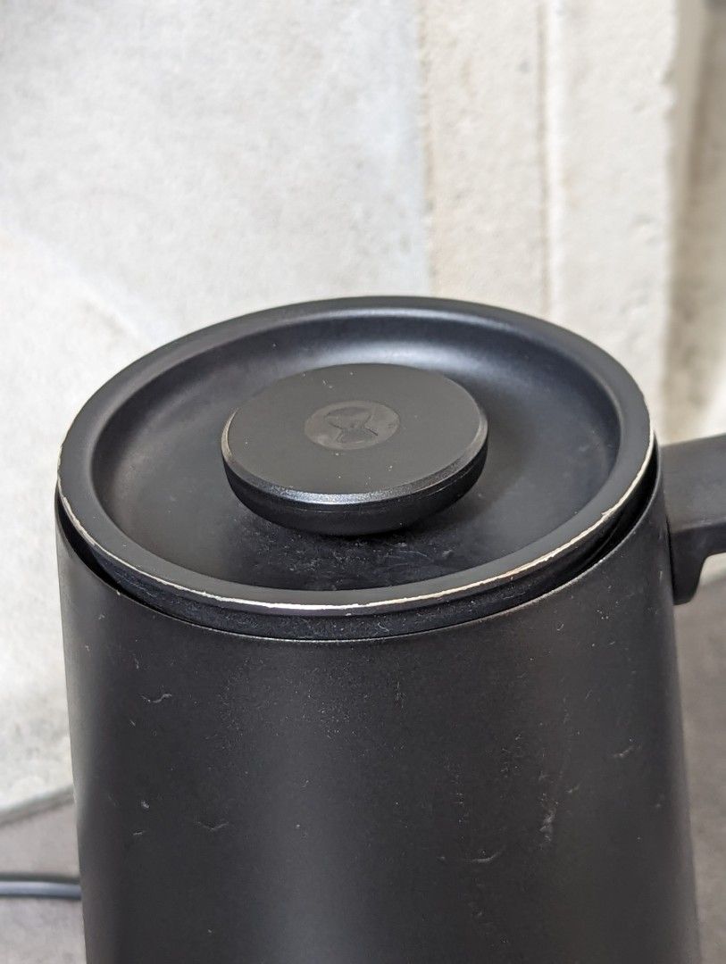 Timemore Fish Smart Kettle, Chestnut C2 hand grinder and Hario Mugen