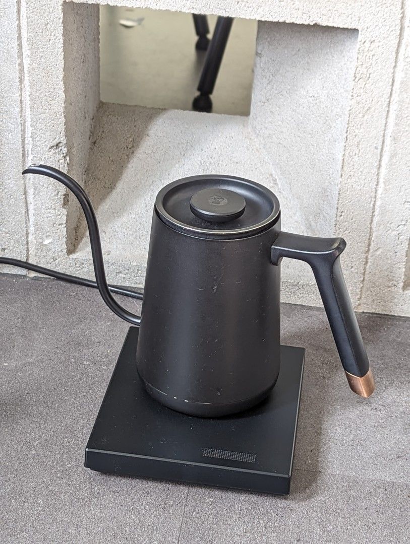 Timemore Fish Smart Kettle, Chestnut C2 hand grinder and Hario Mugen