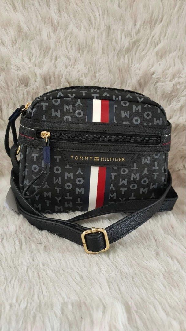 Tommy Hilfiger Crossbody Bags, Women's Fashion, Bags & Wallets, Crossbody Bags on Carousell