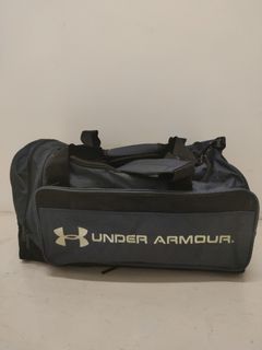 UA duffle bag large and medium size travel sport clearance sale self pick up!