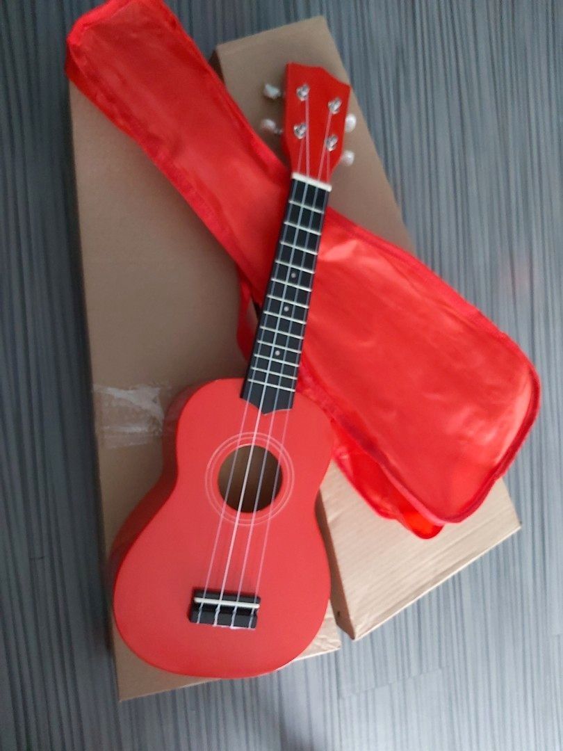 Ukulele (Cristofori Music), Hobbies & Toys, Music & Media, Musical