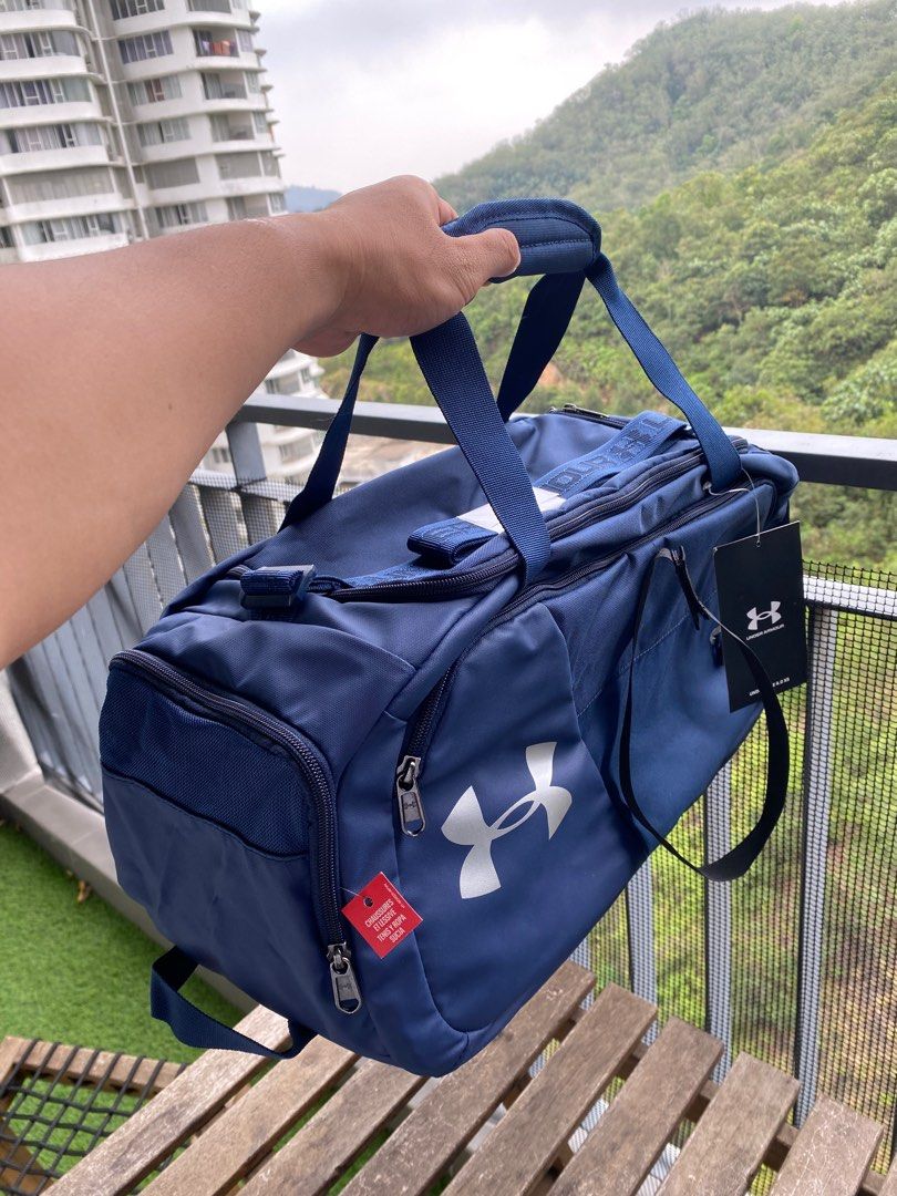 Under Armour Duffle Gym Bag NEW Undeniable 4.0 Men s Fashion