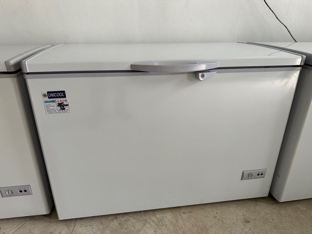 UNI COOL CHEST FREEZER MODELLKC320, TV & Home Appliances, Kitchen