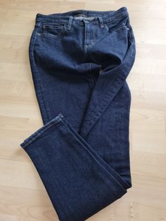 (Category: ) located in . Submitted by tiptopcloset (Listing ID 1208313459, Image 1). Description: .