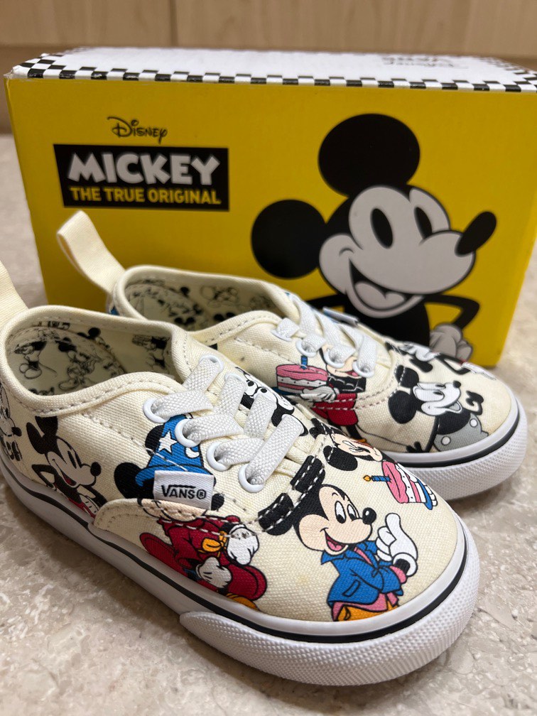 Vans disney sizing hot sale
