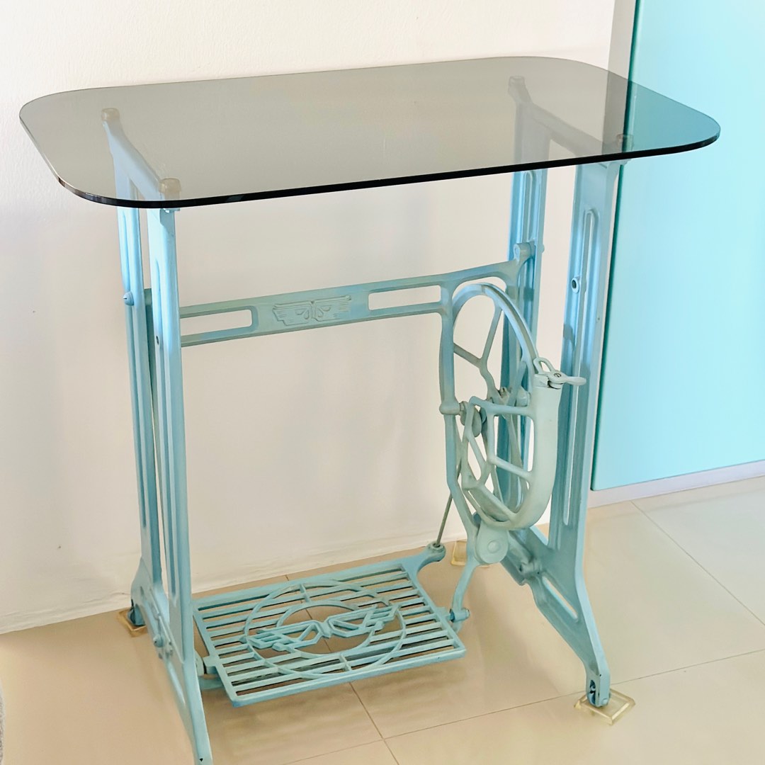 Sewing Machine Coffee Table, Furniture & Home Living, Furniture, Tables