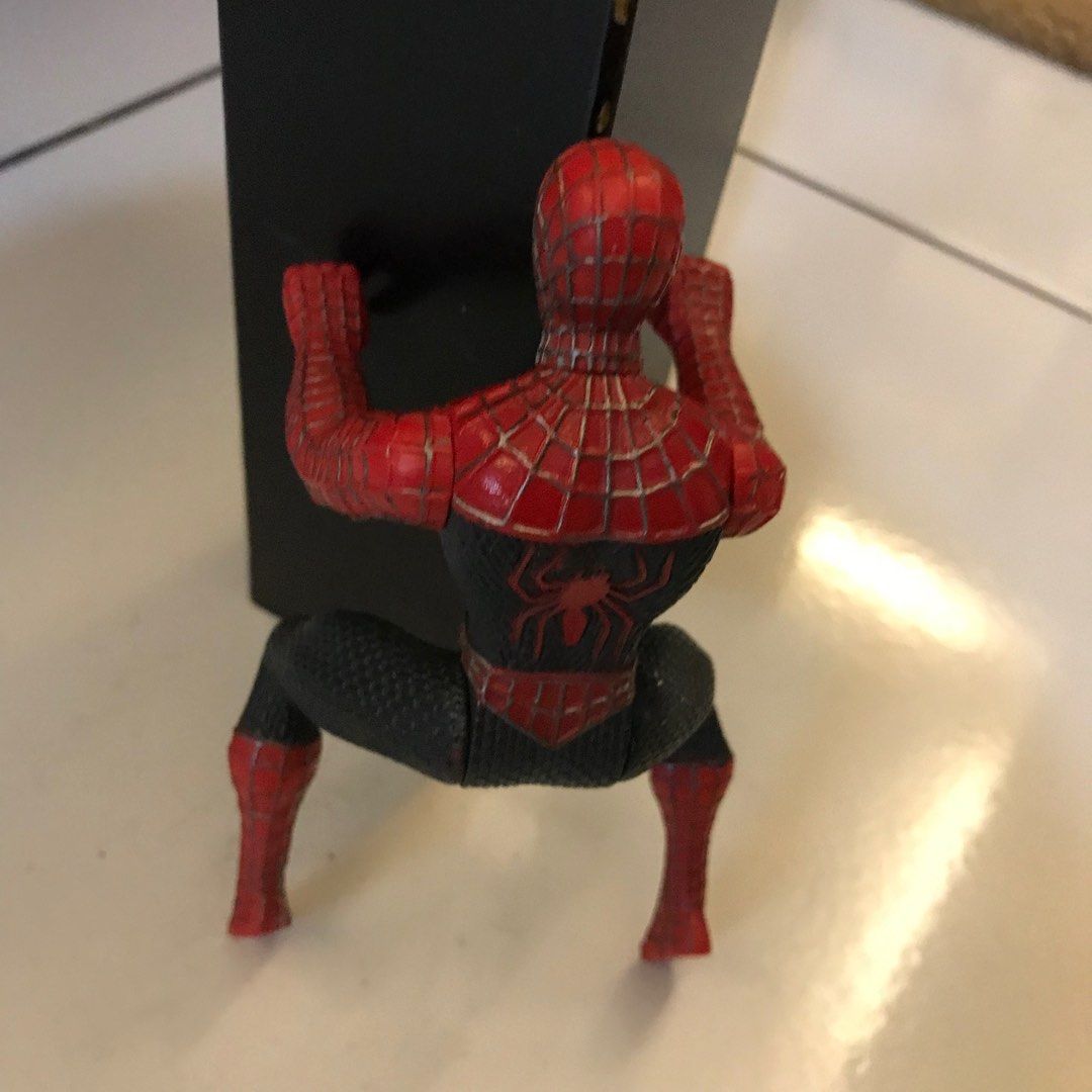 Vintage Spider-Man Figure - Sitting position, Hobbies & Toys, Toys & Games  on Carousell