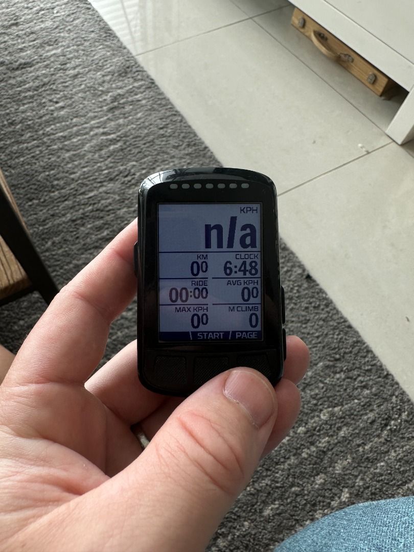 Wahoo elemnt best sale bolt backlight
