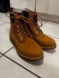WOMEN'S TIMBERLAND® PREMIUM 6-INCH WATERPROOF BOOTS
