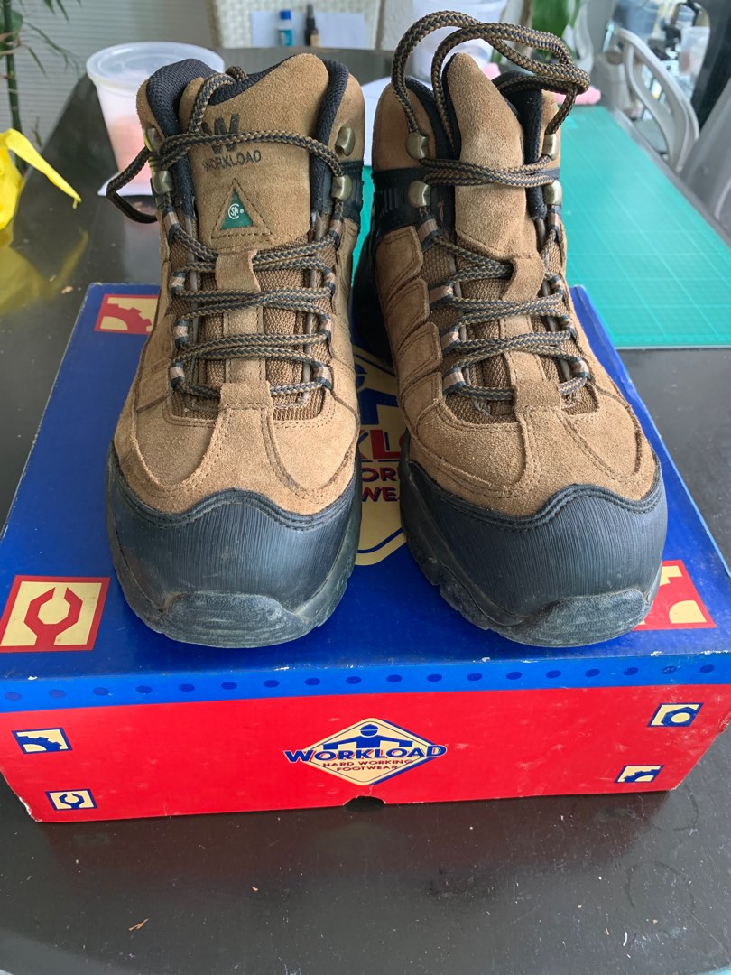 Workload boots top