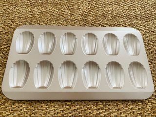 12 pieces madeleines/ shell non stick baking mould