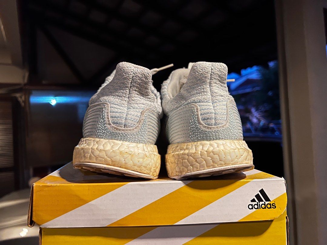 Adidas Ultraboost 3.0 Parley Coral Bleaching USED UK8 US8.5