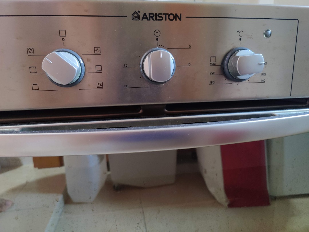 Ariston FB51 IX Built in Oven, TV & Home Appliances, Kitchen Appliances