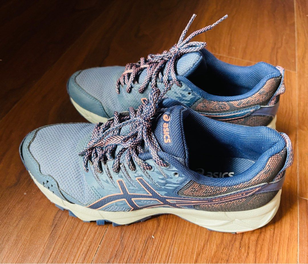 Asics running shop shoes size 6