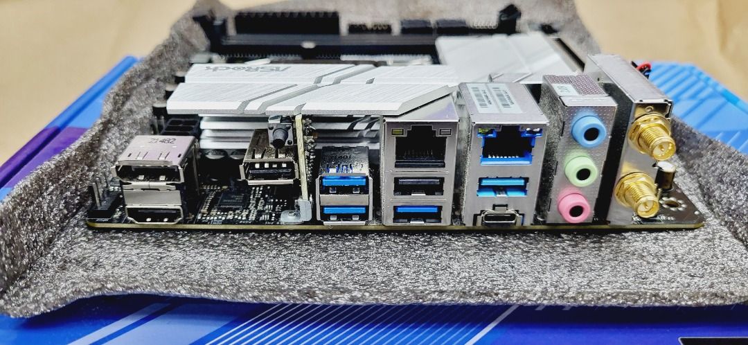 Asrock Z690M-ITX/ax 底板行貨, 電腦＆科技, 桌上電腦- Carousell