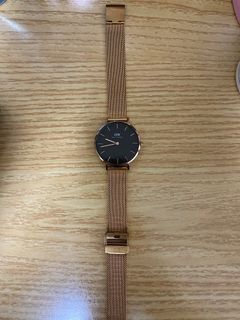 Authentic DW Daniel Wellington watch rose gold