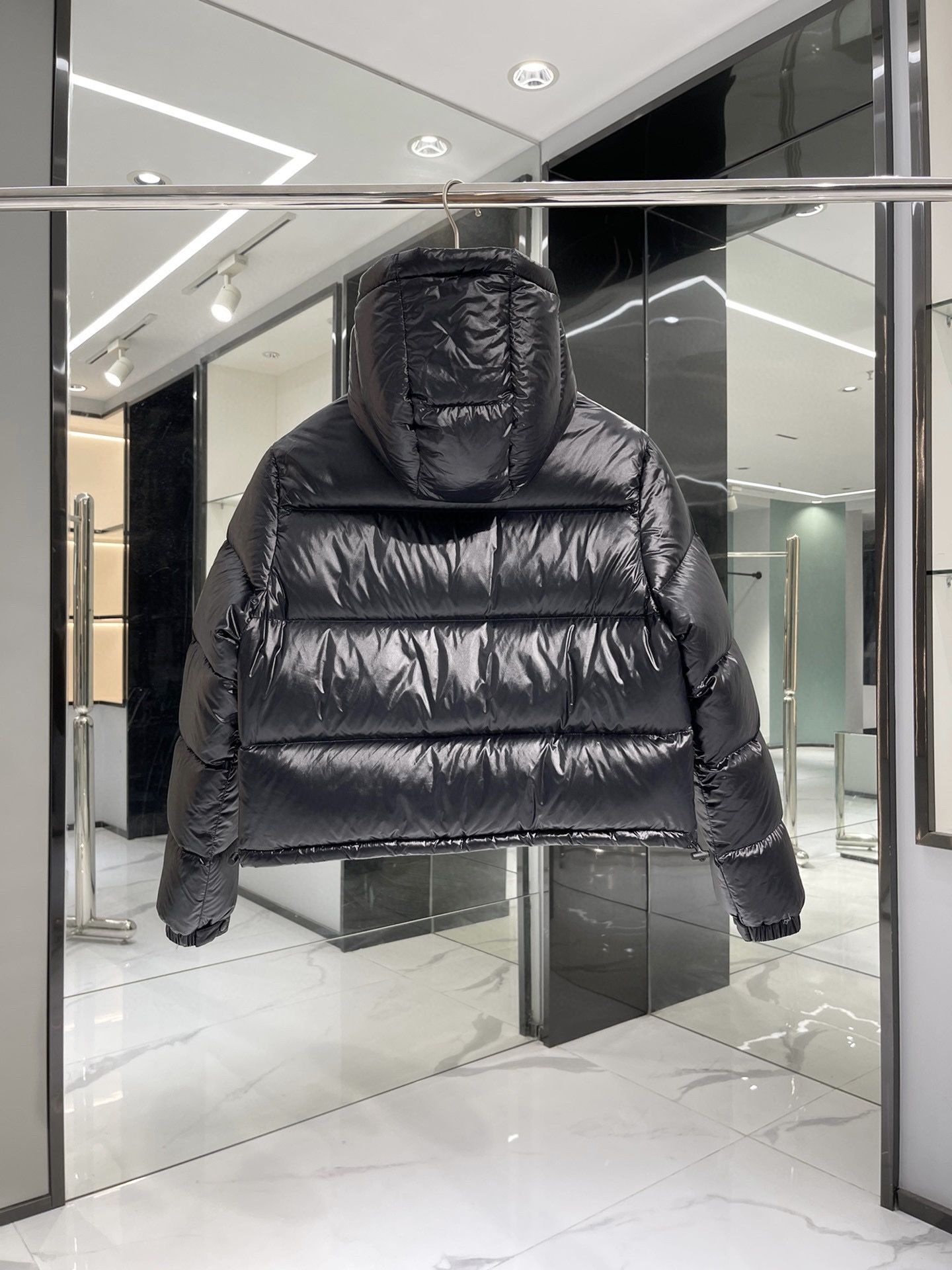 Dhgate moncler coat discount