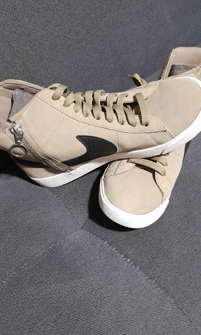 Authentic Nike ladies high cut shoes. Size 6 .5 23.0 in China, Men's Fashion, Footwear, Sneakers on Carousell