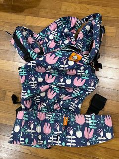 (Category: ) located in . Submitted by cc_wardrobe (Listing ID 1208677146, Image 1). Description: .