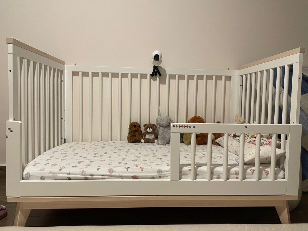 Babyletto Scoot 3in1 Convertible Crib, Babies & Kids, Baby Nursery