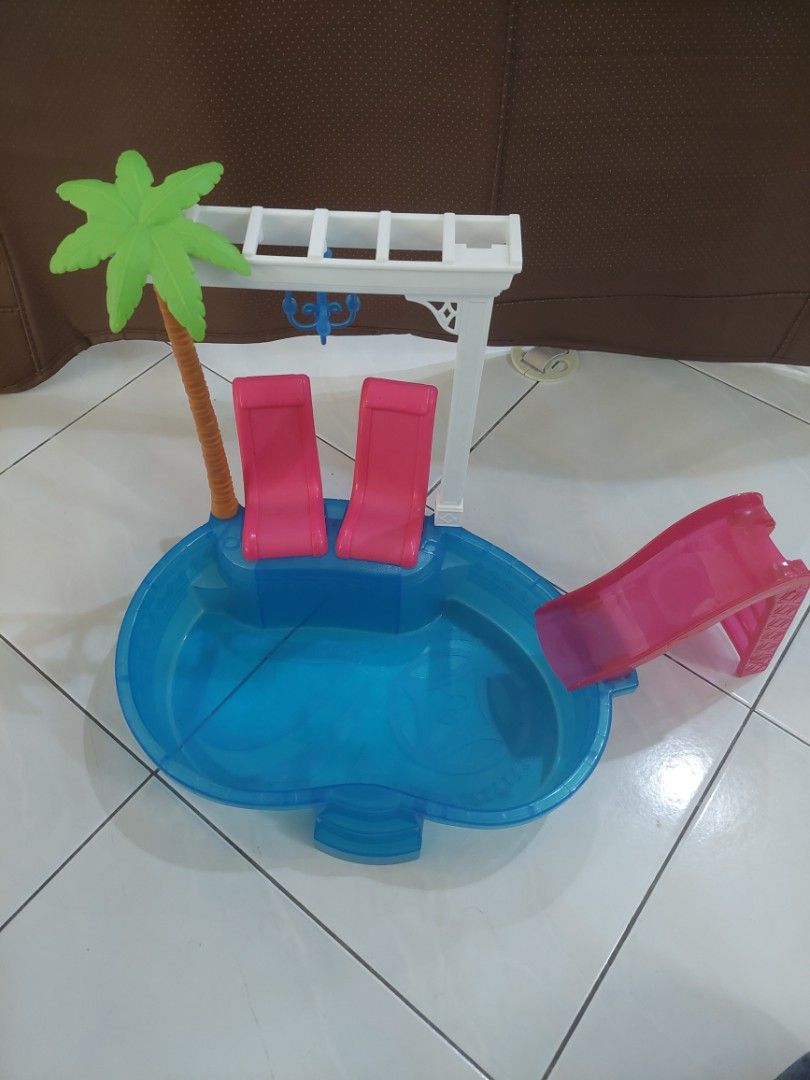 Barbie swimming pool, Hobbies & Toys, Toys & Games on Carousell