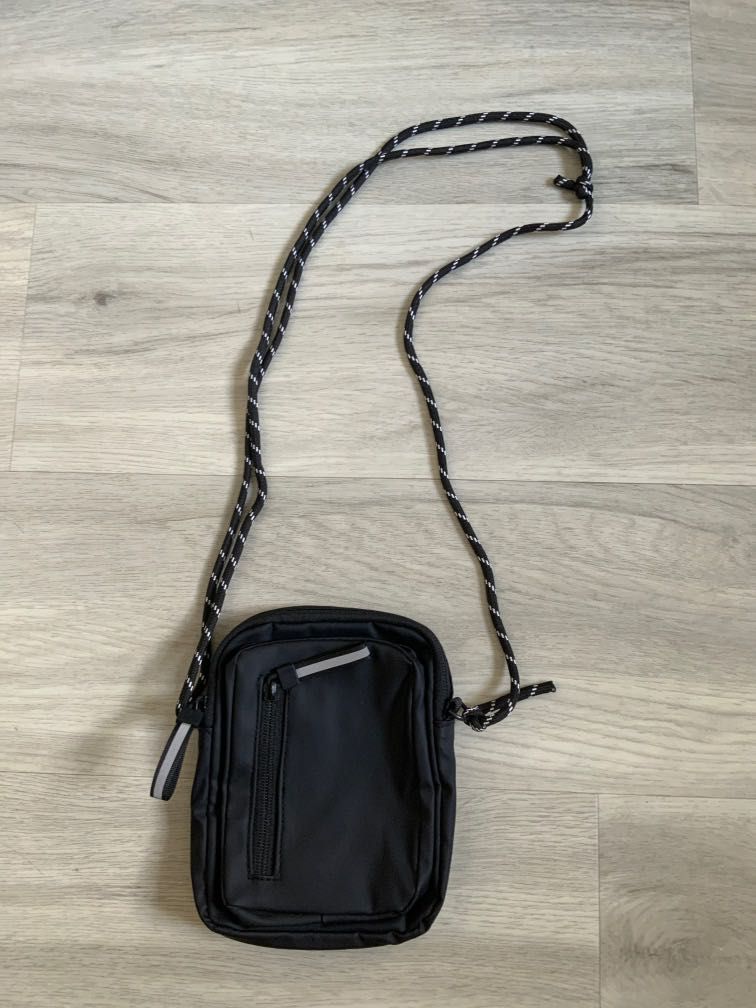 Sling bag waterproof pouch hotsell