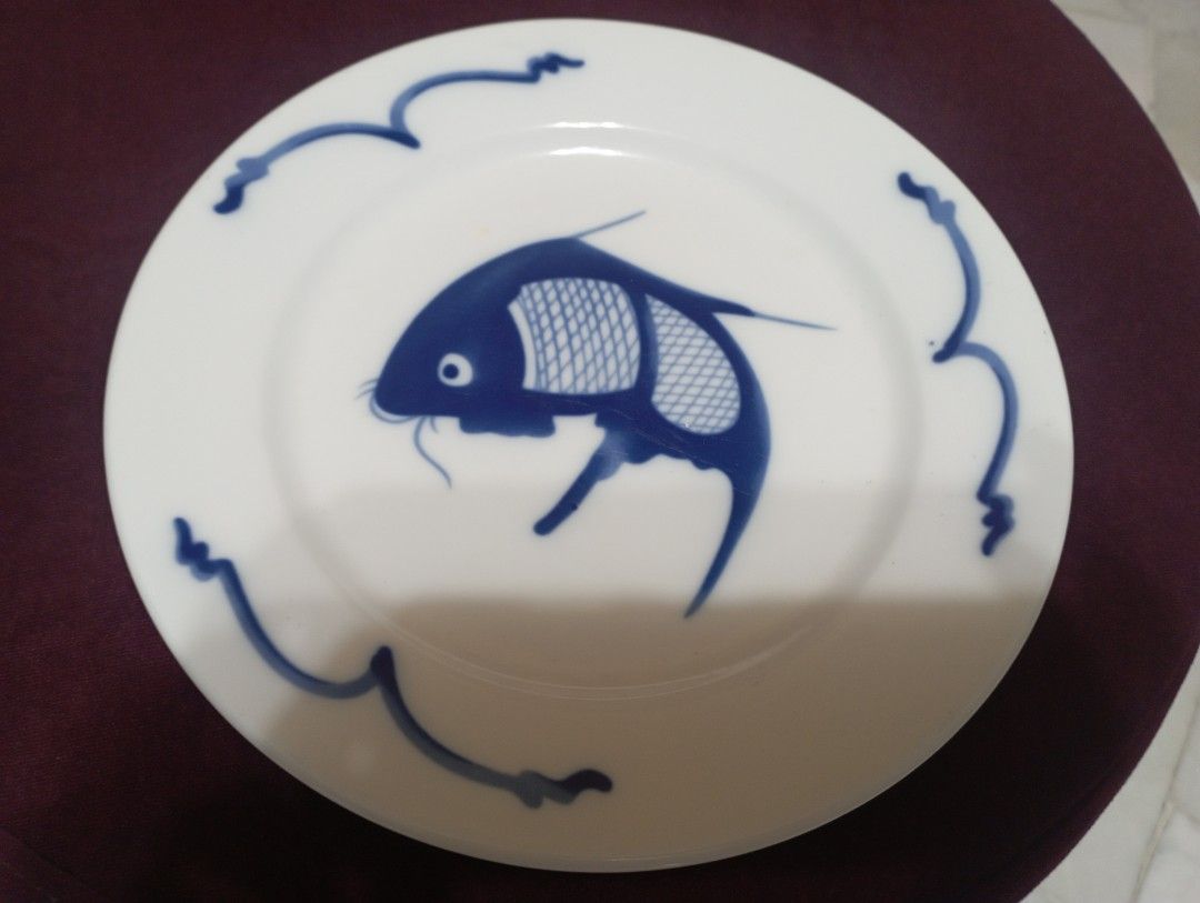 BLUE AND WHITE KOI FISH PLATE, Furniture & Home Living, Kitchenware