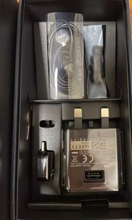 BNIB Samsung Galaxy S8 Original Charger + Earphones