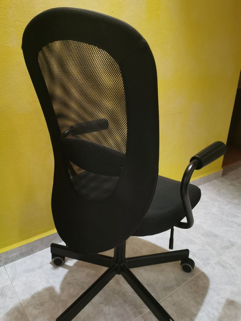 Brand new gas lift ergonomic office chair, Furniture & Home Living, Furniture, Chairs on Carousell