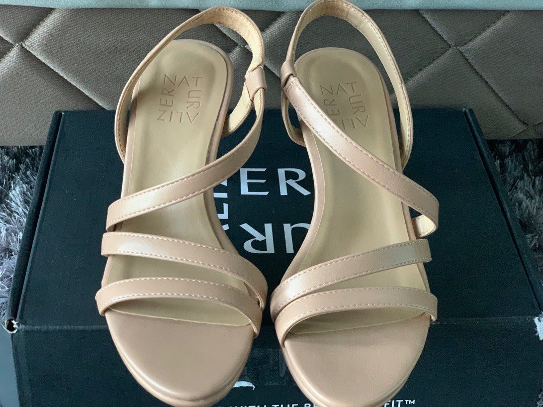 Naturalizer flora dress 2024 sandals