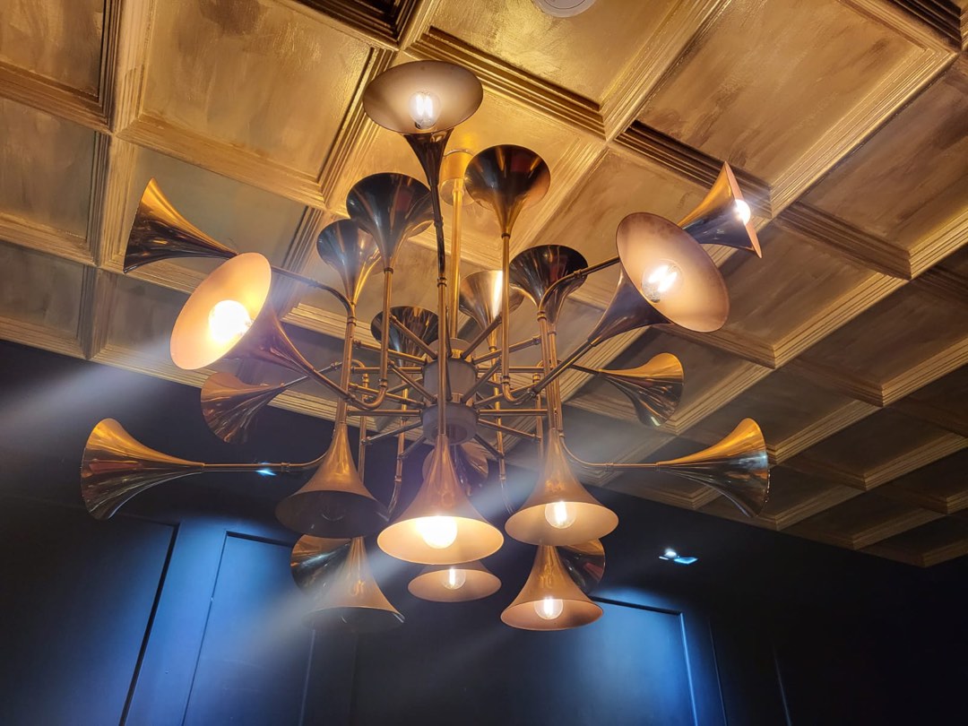 Brass Trumpet chandelier lamps, Furniture & Home Living, Lighting