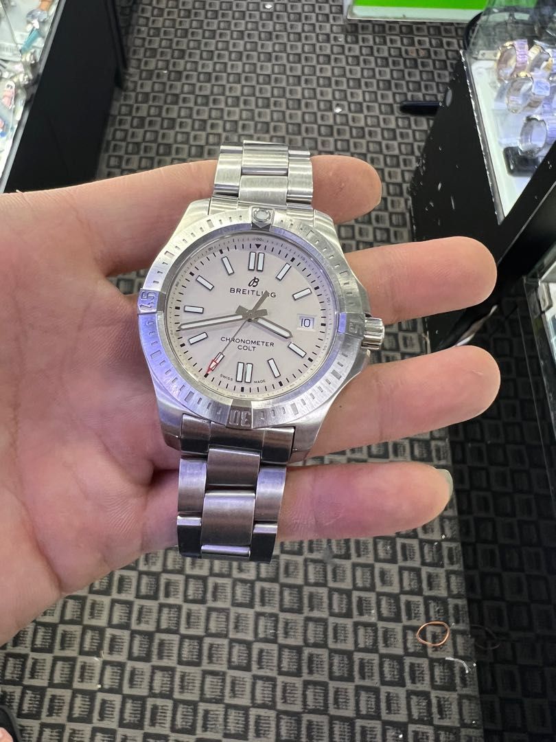A17313 breitling deals