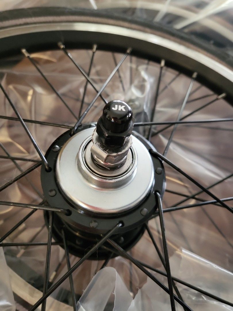 schwalbe marathon racer brompton review