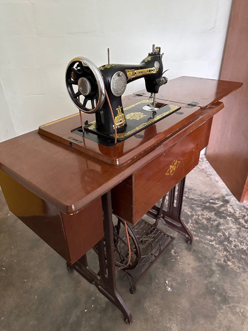 Butterfly Sewing Machine, Hobbies & Toys, Collectibles & Memorabilia