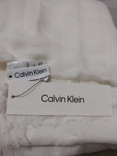 Calvin Klein white shawl (original)