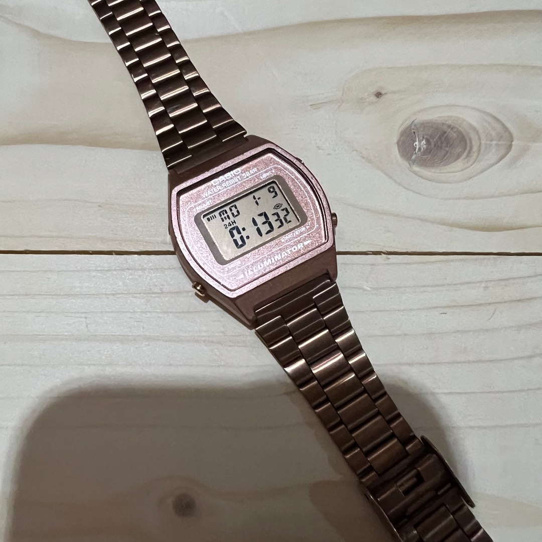 casio watch, Women's Fashion, Watches & Accessories, Watches on Carousell