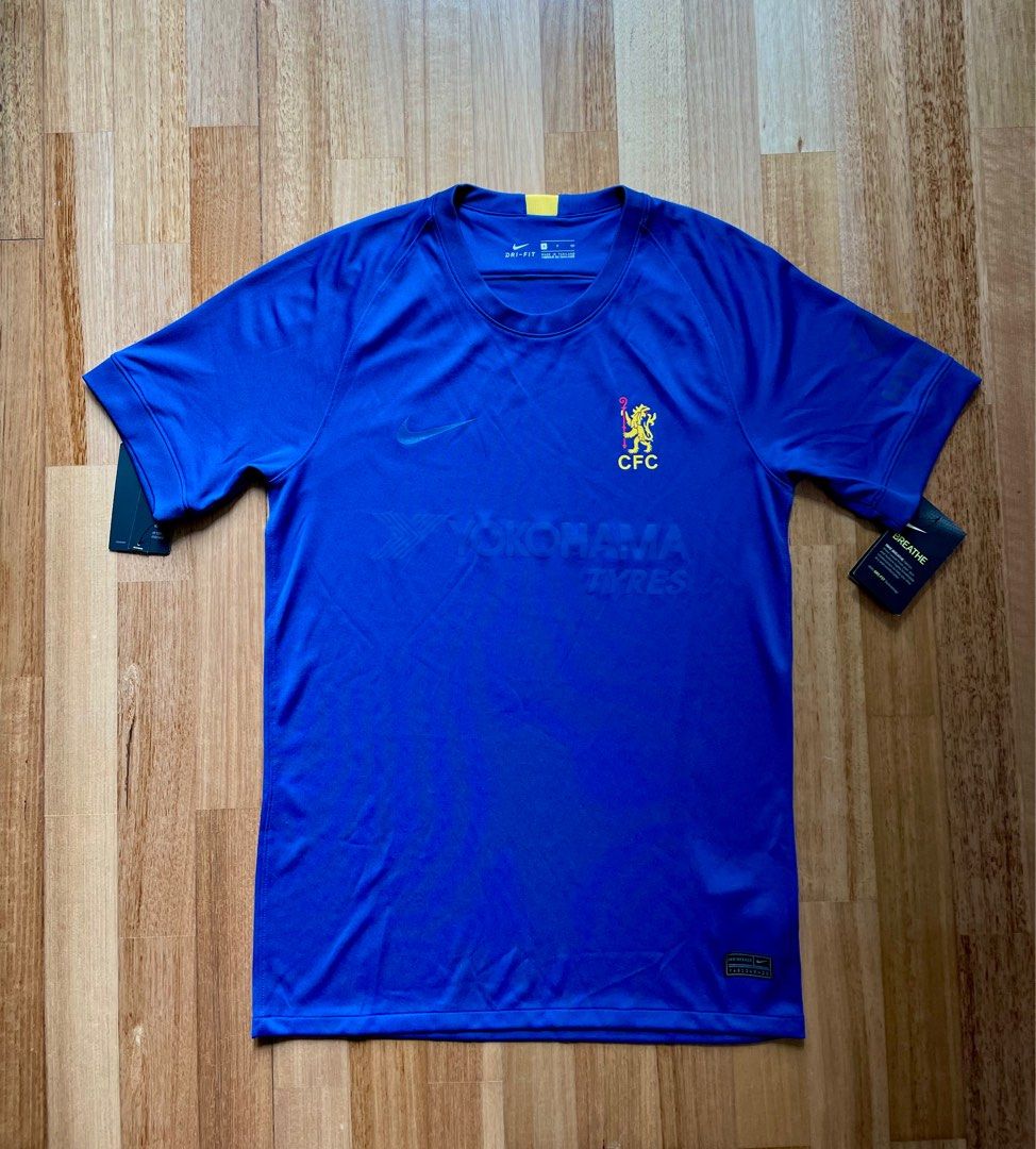 Chelsea top fourth kit
